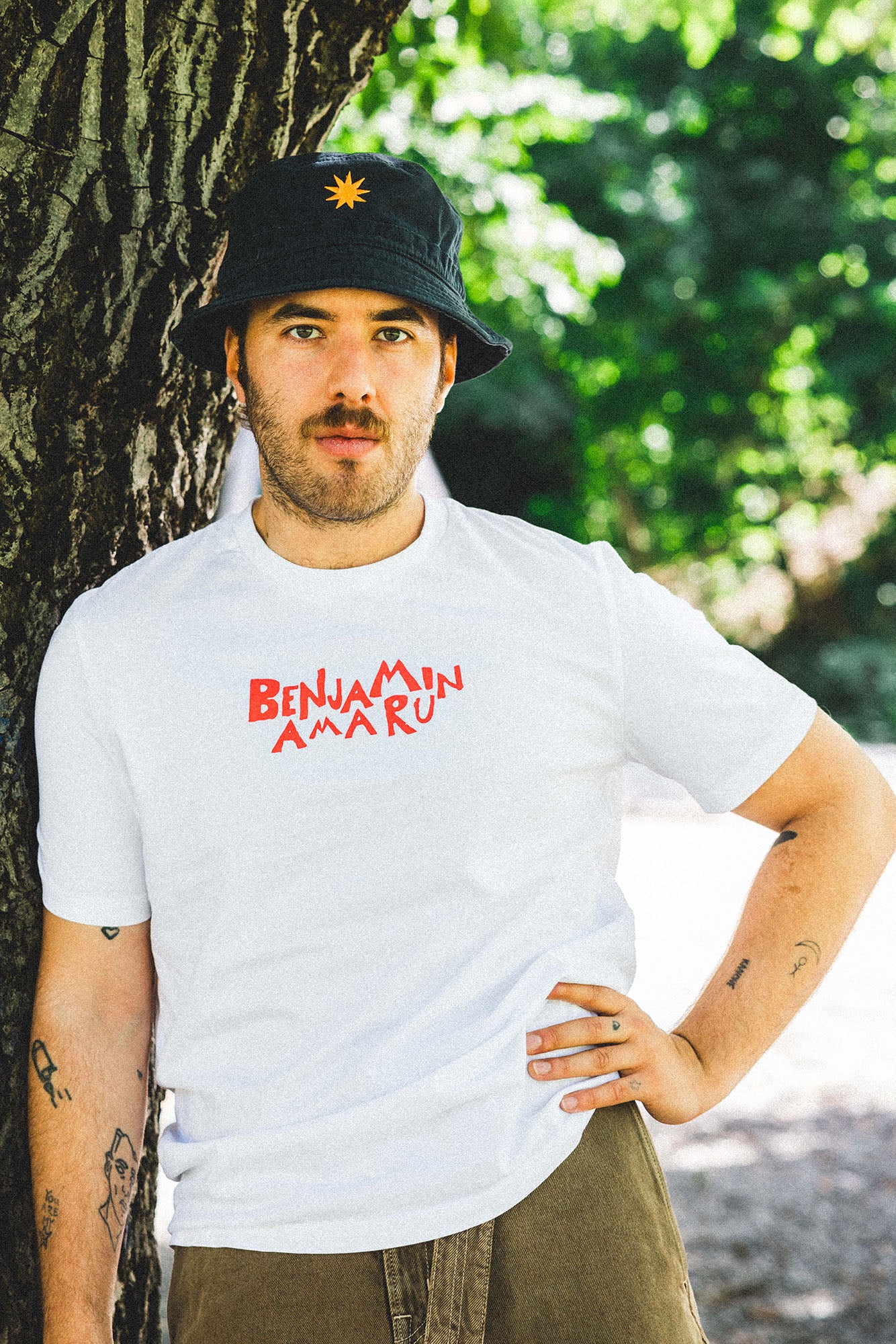 T-Shirt • White